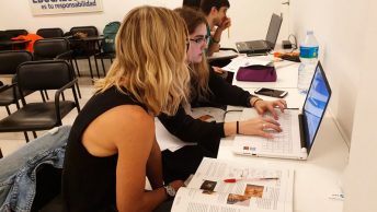 Alumnas del curso auxiliar veterinario de CIM Formación