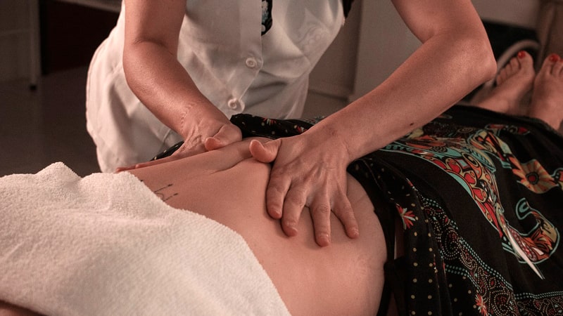 Masaje para aliviar la menopausia