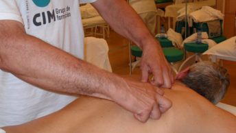 Amasamientos como maniobra del quiromasaje