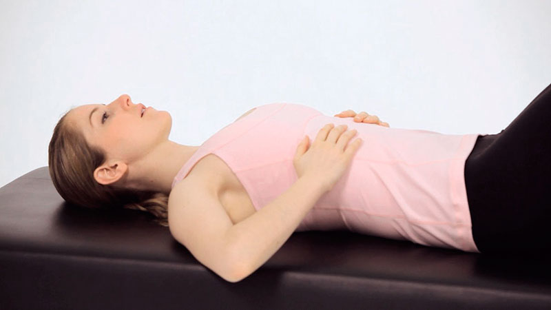 La técnica de respiración en Pilates 2 Respiración lateral en el método Pilates