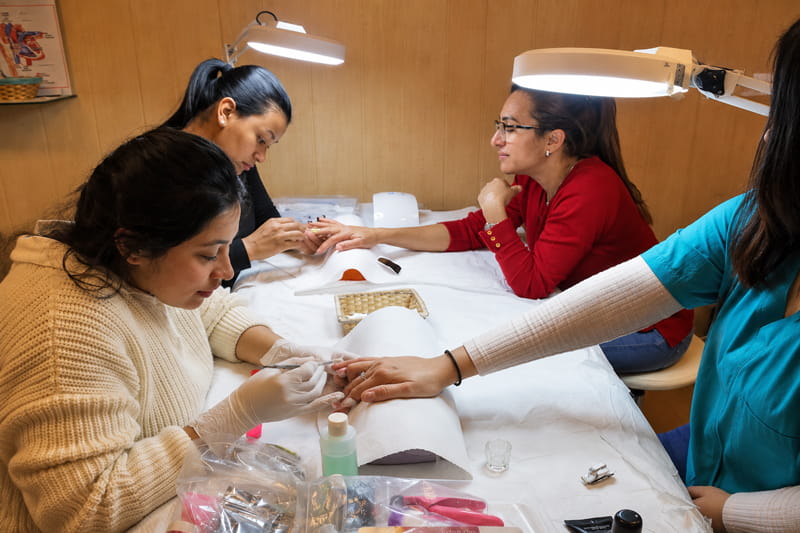Clase uñas de polygel