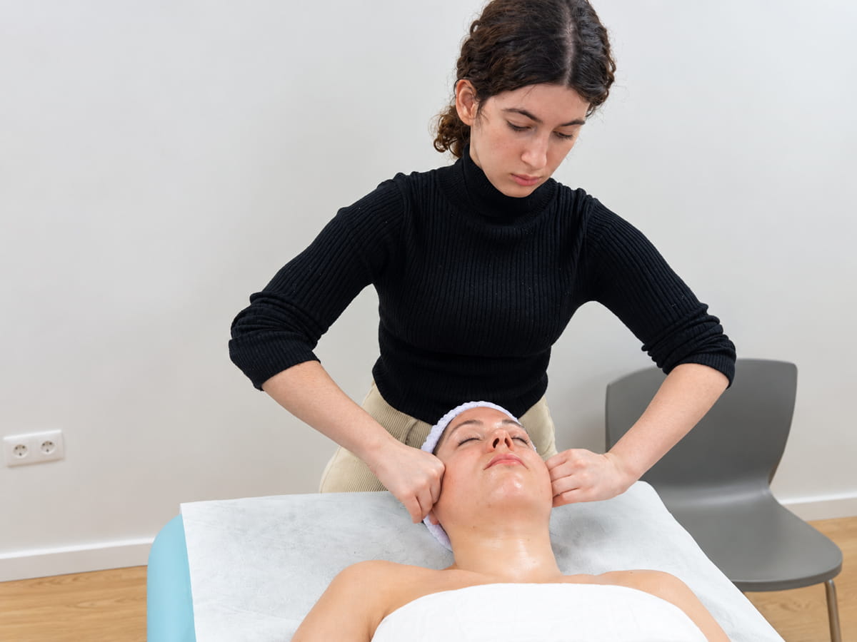 Masaje japonés facial